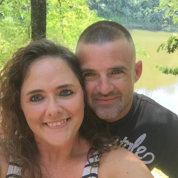 Meet your Posher, Lindsey - Picture 3 of 3